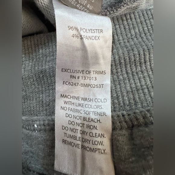 Balance Collection Menβs Pocket Jogger with Drawstring Sz M Light Gray - Picture 10 of 10